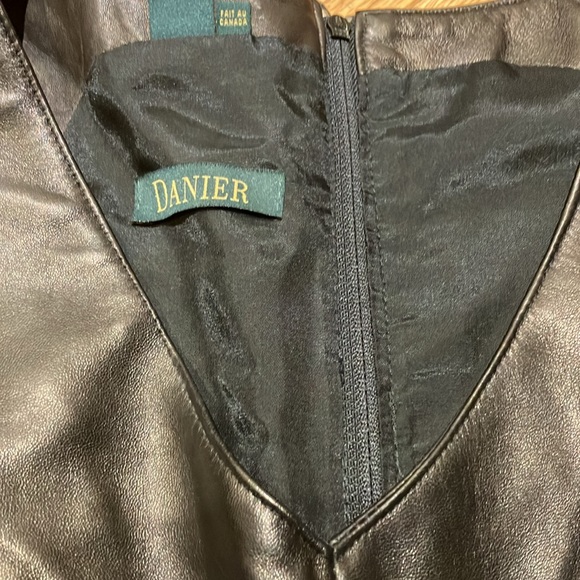 Danier vintage Canadian lambskin leather vest gilet top 2 zip like new - Picture 3 of 5